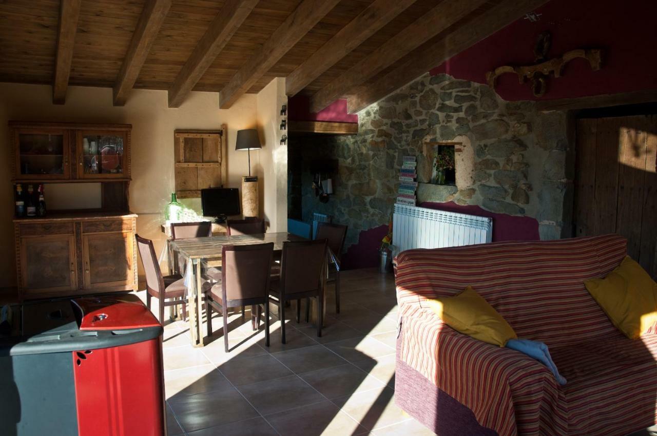 Can Poca Roba San Pedro de Torelló Extérieur photo